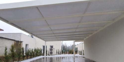Tettoia modulare di grandi dimensioni